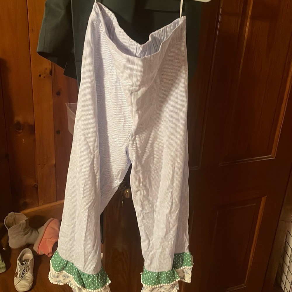 Frilly seersucker pants ⛳️